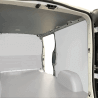 Protection plafond gris pour Dacia Dokker Van. Exemple sur Renault Trafic. La découpe sera spécifique à votre modèle