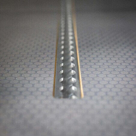 Plancher gris avec rail aéro intégré pour Renault Master 2010+