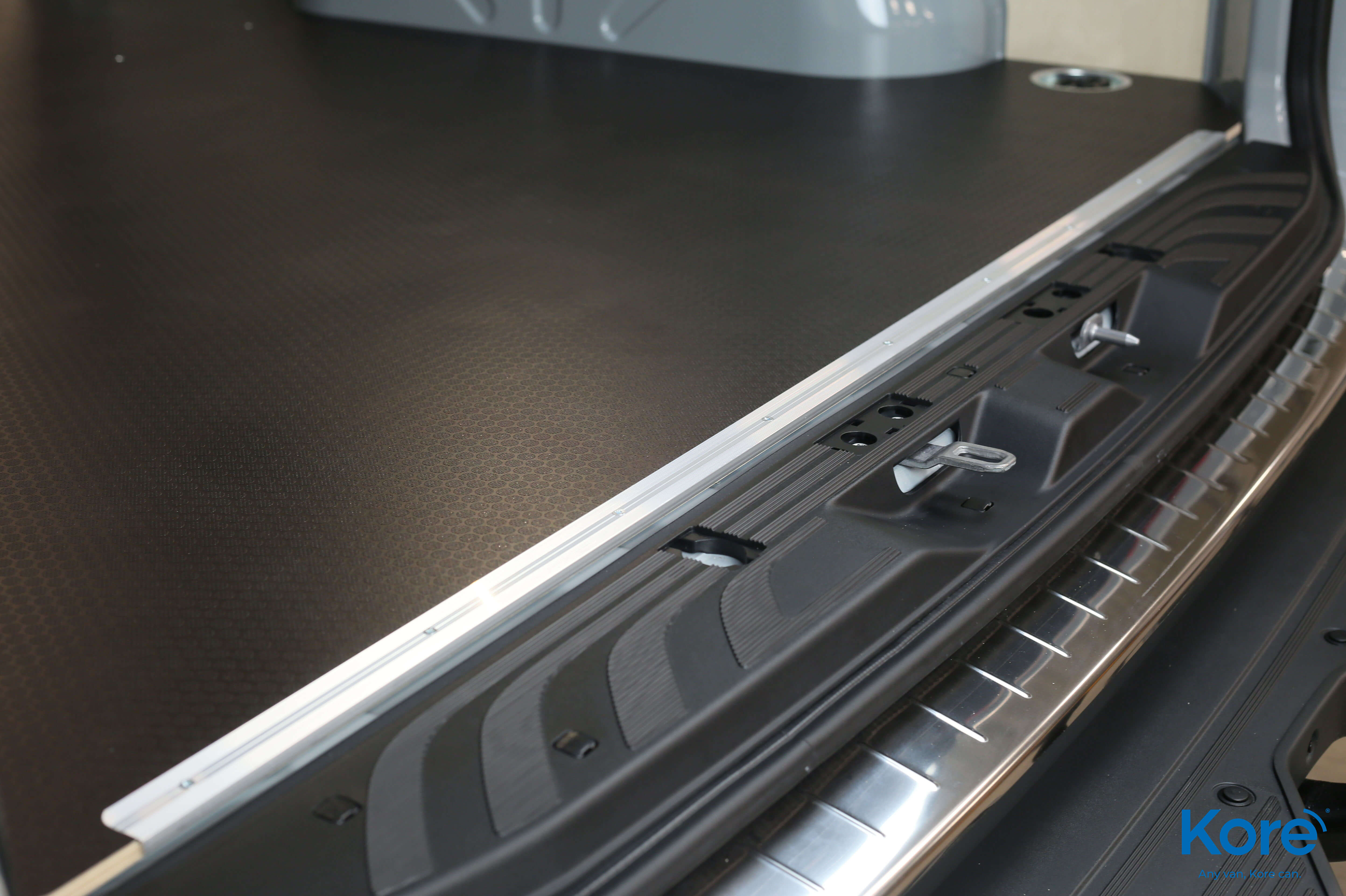 Bodenplatte für Renault Trafic